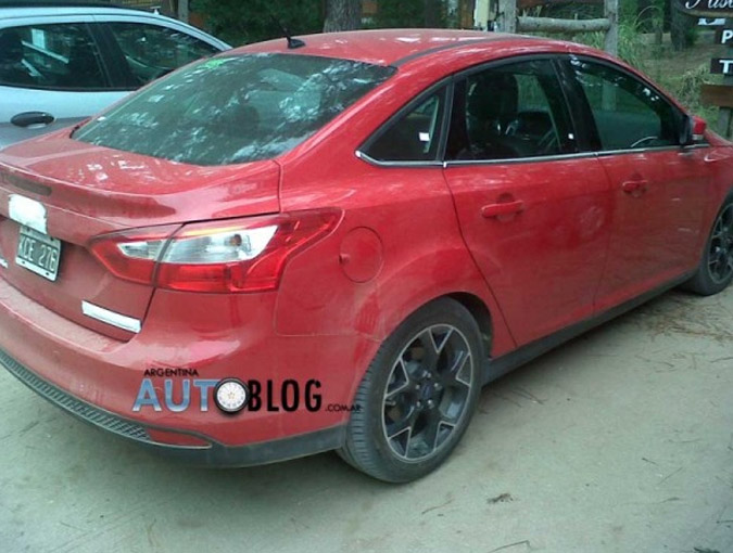 novo ford focus sedan 2013