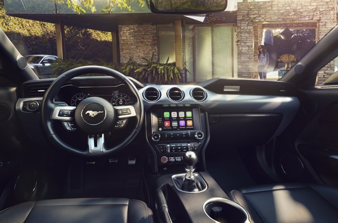 novo ford mustang 2018 interior