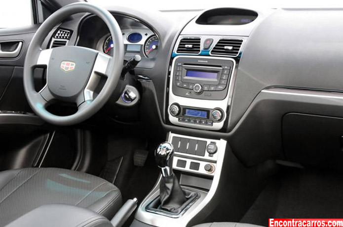 geely ec7 brasil interior painel