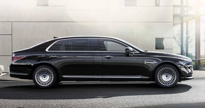 genesis g90 limousine