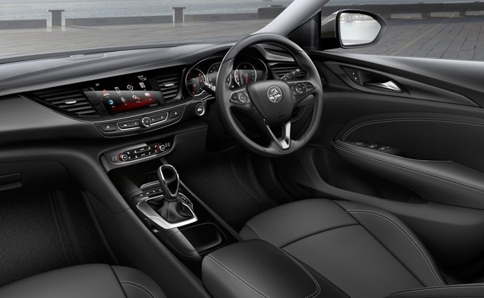 holden commodore 2018 interior