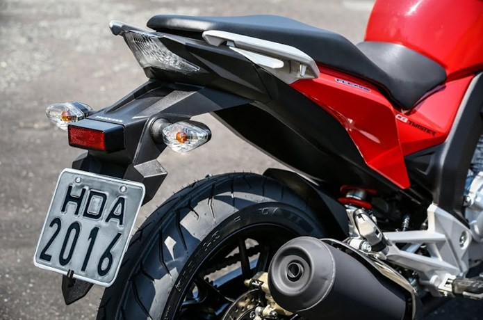 nova honda cb twister 2016