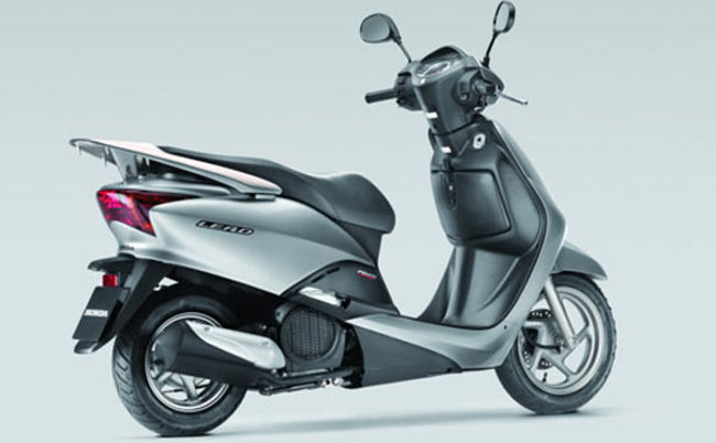 honda lead 110 2011 traseira