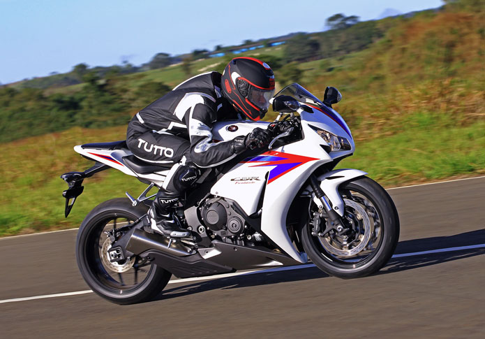 nova honda cbr 1000rr 2013