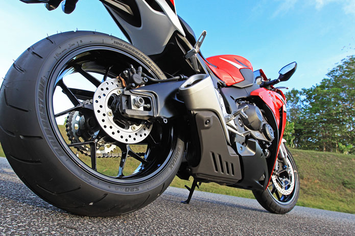 nova honda cbr 1000rr 2012