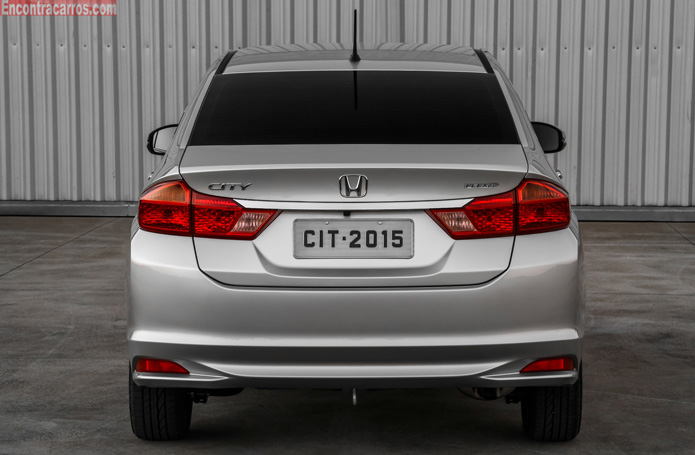 novo honda city traseira