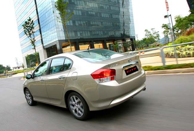 honda city 2011 traseira