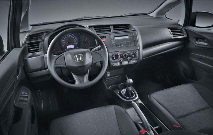 interior honda fit dx 2016