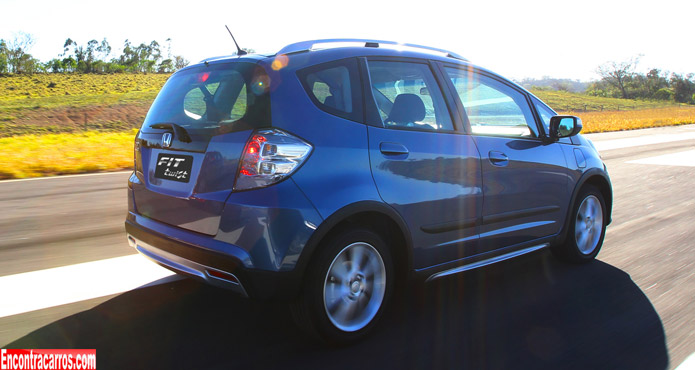 honda fit twist 2014 vermelho