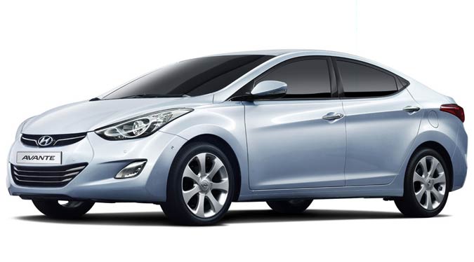 2011 hyundai elantra lateral / side view