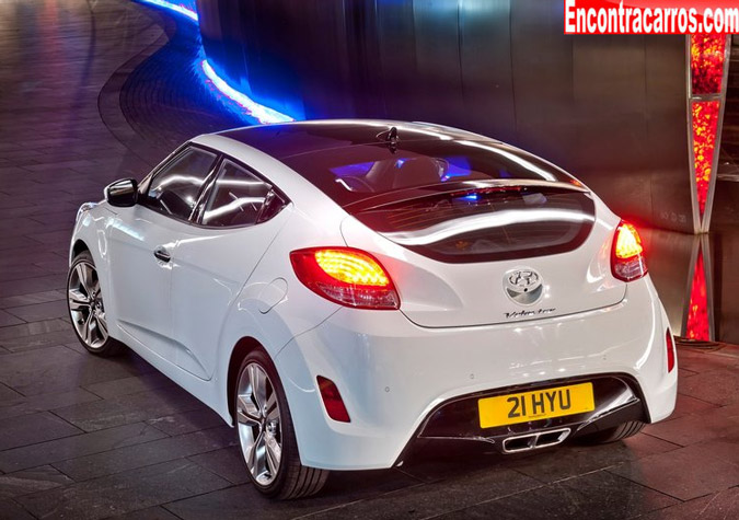 hyundai veloster 2013 branco traseira