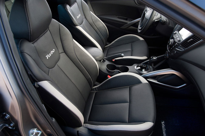 hyundai veloster turbo 2013 interior