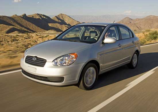 hyundai accent sedan 2010