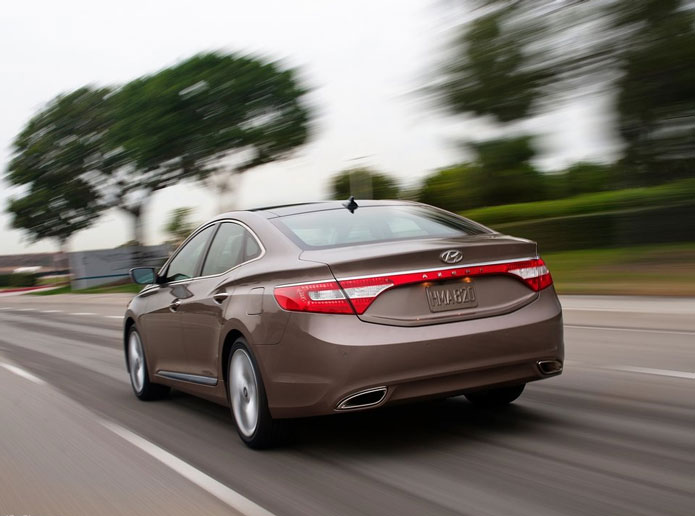 novo hyundai azera 2012 traseira