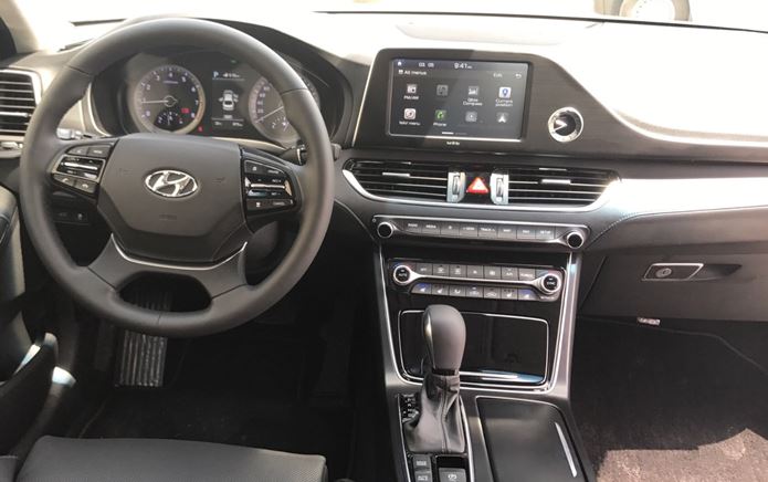 hyundai azera 2020 interior painel