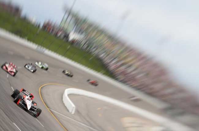 helio castroneves formula indy 2010 iowa