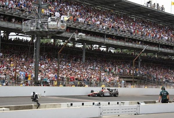 indy 500 2011 JR Hildebrand