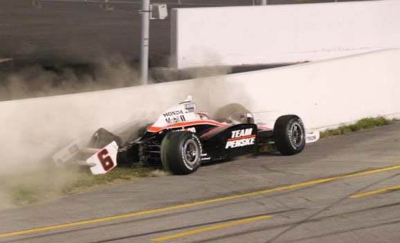 ryan briscoe crash indy kentucky 2010