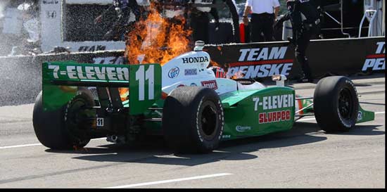 tony kanaan sofre acidente em edmonton