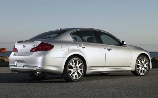 2010 infiniti g37 sedan