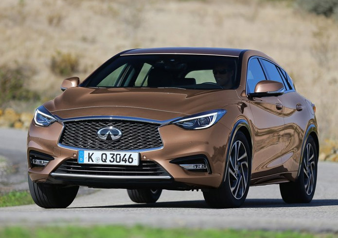 infiniti q30 2017