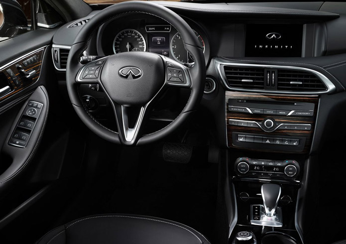 infiniti q30 2016 interior painel