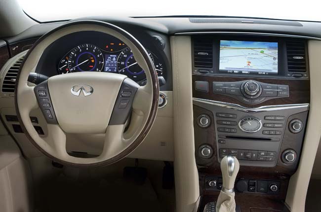 infiniti qx56 2011 interior dashboard