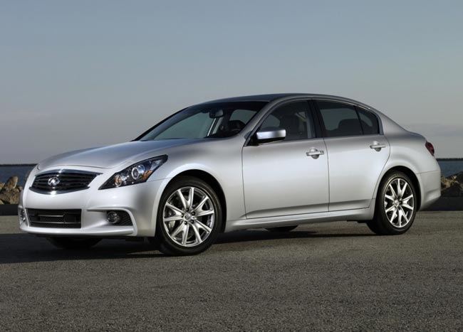 infiniti g37 2011