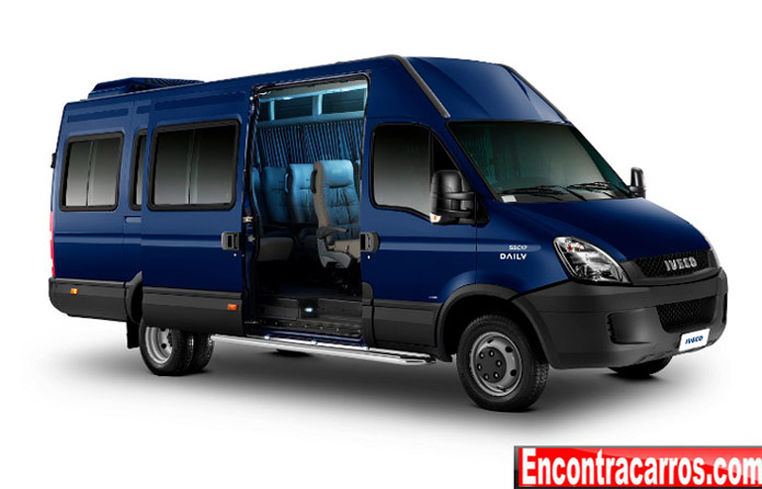 iveco daily minibus