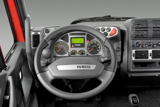 iveco tector interior painel