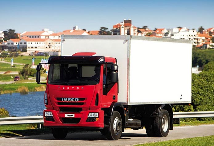 iveco tector bau