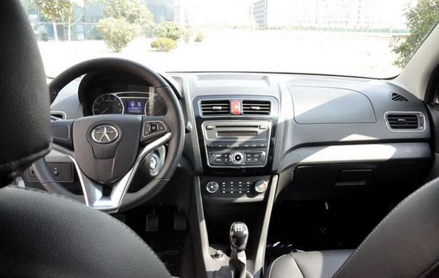 novo jac j3 interior