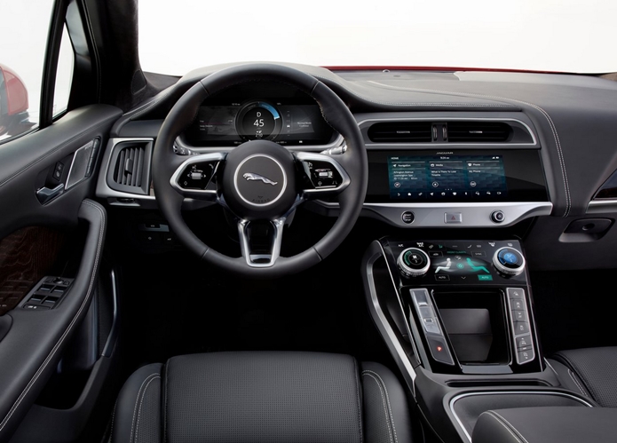 jaguar i-pace interior painel