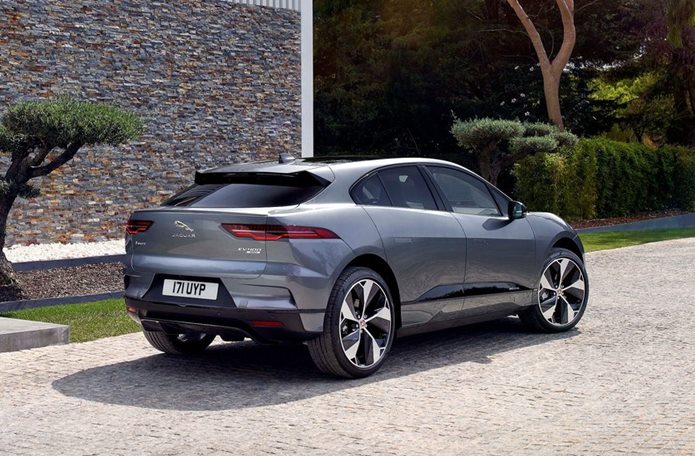 jaguar i pace traseira