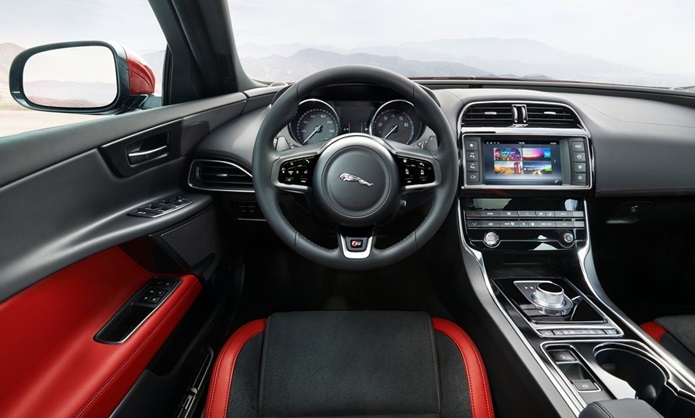 jaguar xe s interior