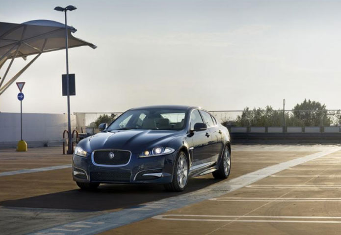 jaguar xf 2013