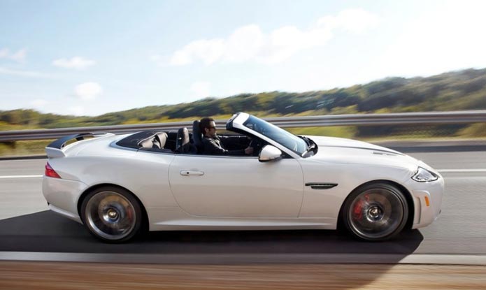 jaguar xkr-s conversivel traseira