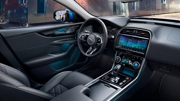 jaguar xe 2020 interior painel