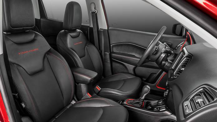 jeep compass trailhawk 2020 interior