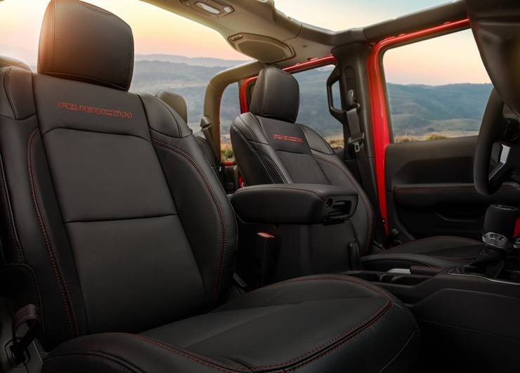 jeep gladiator 2022 interior bancos e teto