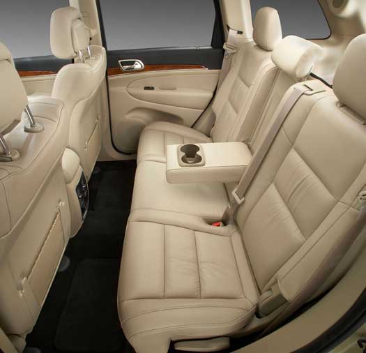 interior grand cherokee 2011