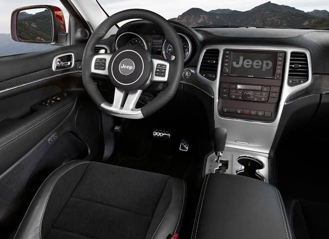 interior grand cherokee srt8 2012