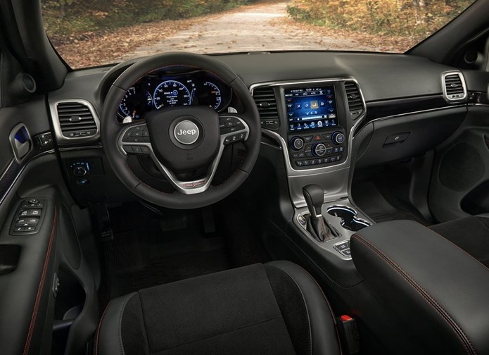 jeep grand cherokee trailhawk 2017 interior 