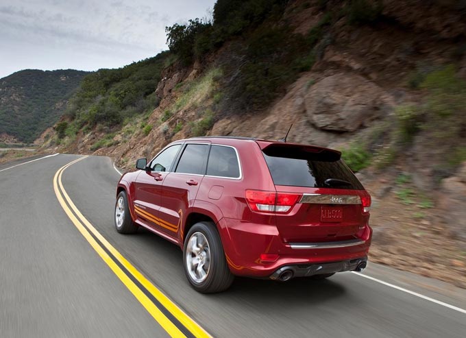 novo grand cherokee srt8 2012