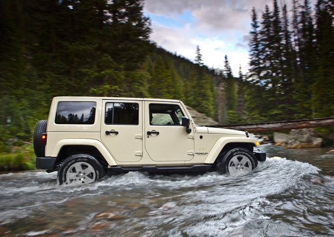 interior jeep wrangler 2012