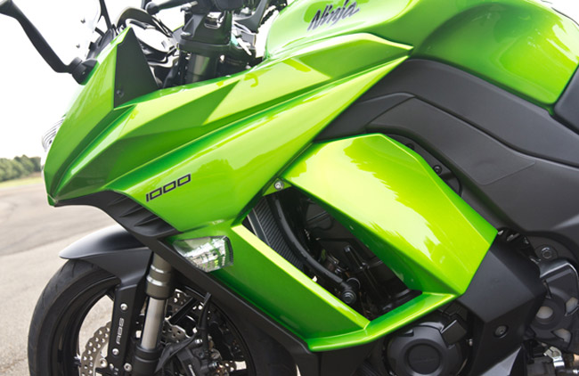 kawasaki ninja 1000 tourer