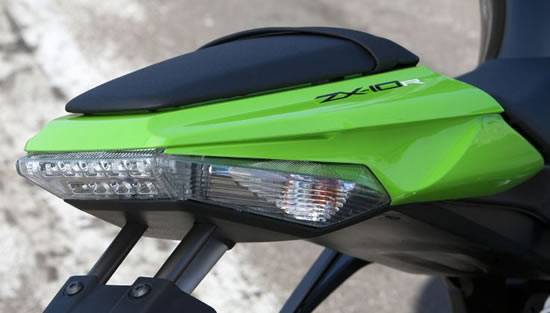 nova kawasaki ninja zx-10r traseira