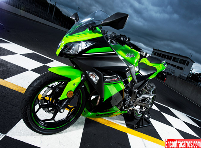 kawasaki ninja 300