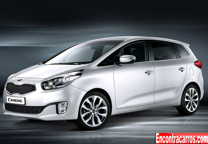 novo kia carens 2013