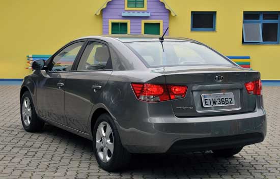 kia cerato 2010